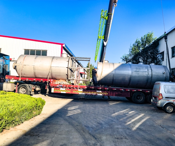 不锈钢喷淋塔在废气处理中的作用解析(图1) 60050020241005103241.jpg